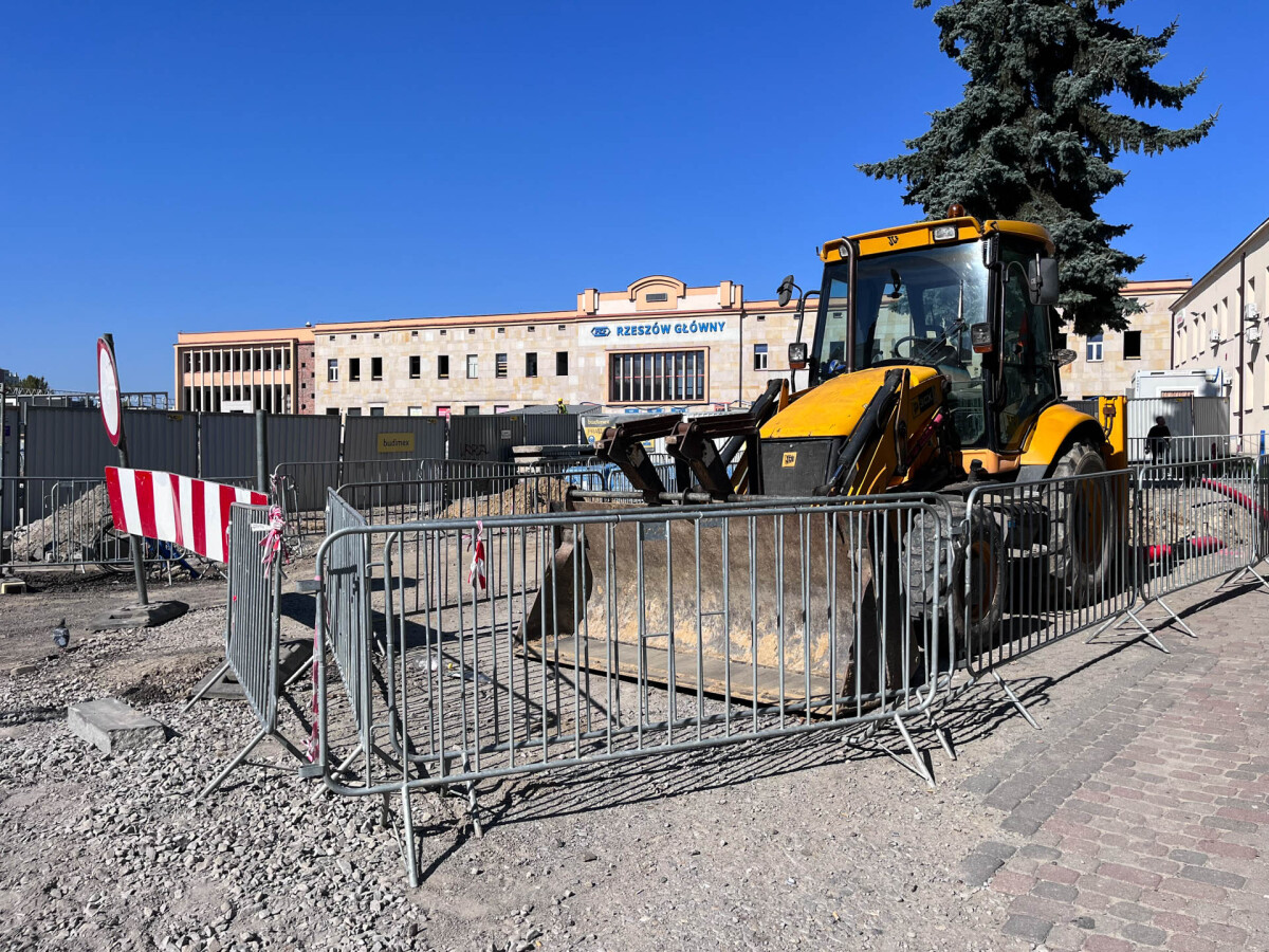 Budowa Rzeszowskiego Centrum Komunikacyjnego zbliża się do końca [wrzesień 2023]